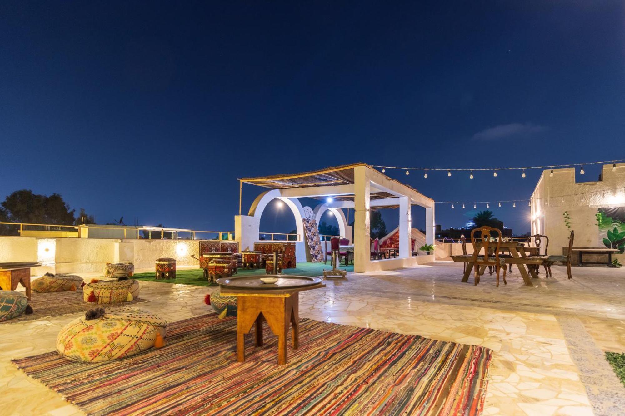 The Grand Pyramids View Hotel Kafret el-Gabal Εξωτερικό φωτογραφία