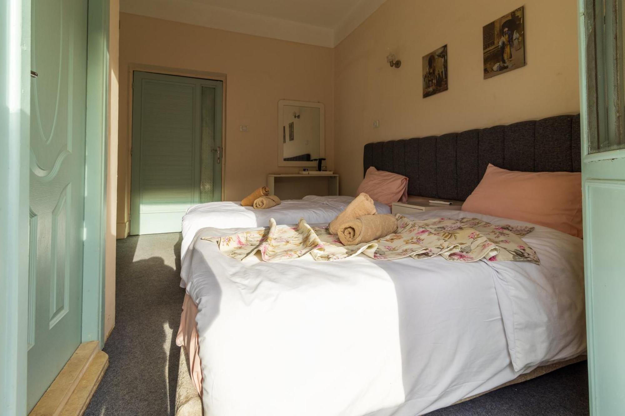 The Grand Pyramids View Hotel Kafret el-Gabal Δωμάτιο φωτογραφία