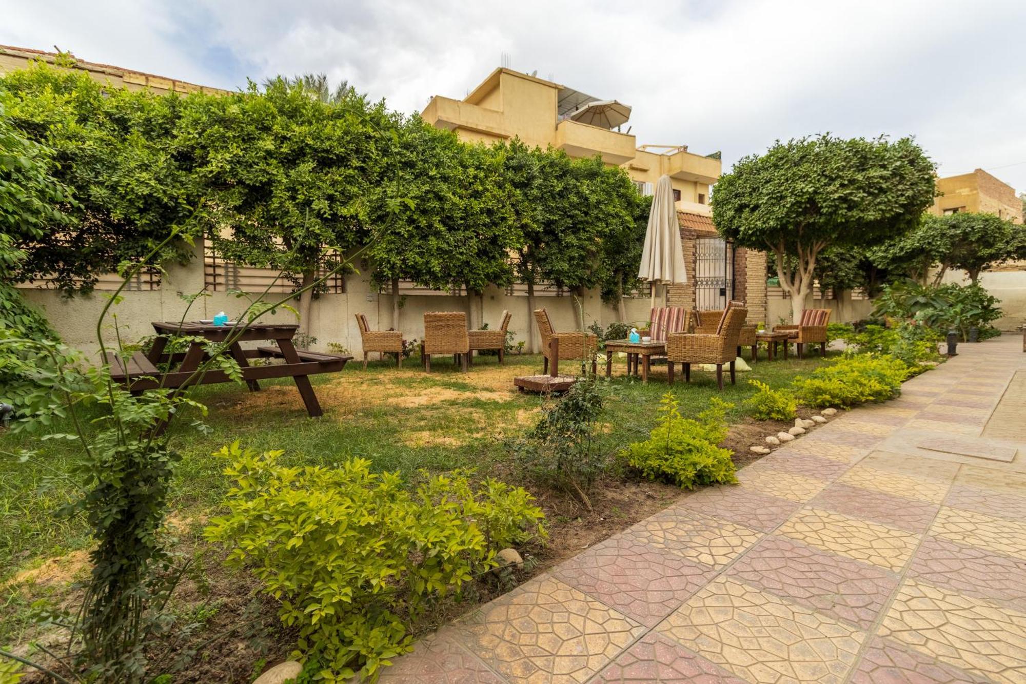 The Grand Pyramids View Hotel Kafret el-Gabal Εξωτερικό φωτογραφία